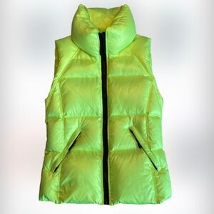 SAM. New York Size L